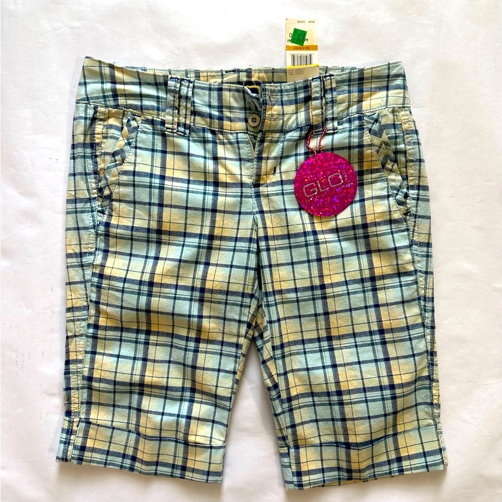 Glo Plaid Shorts in Blue and Cream
